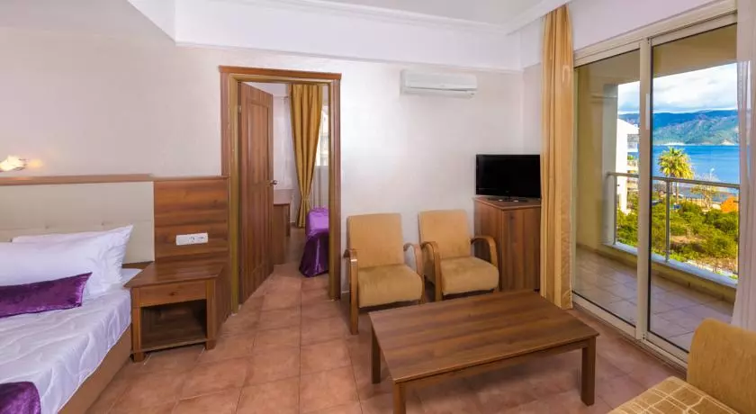 هتل لونا بیچ دلوکس مارماریس-مهرپرواز-1416